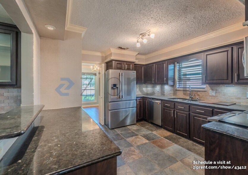 Building Photo - 18726 Candleview Dr