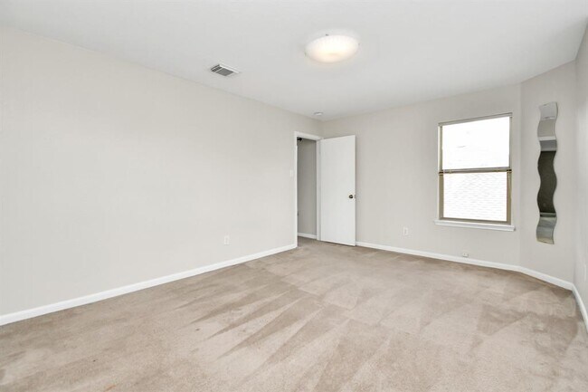 Building Photo - 6903 Oleander Grove Way