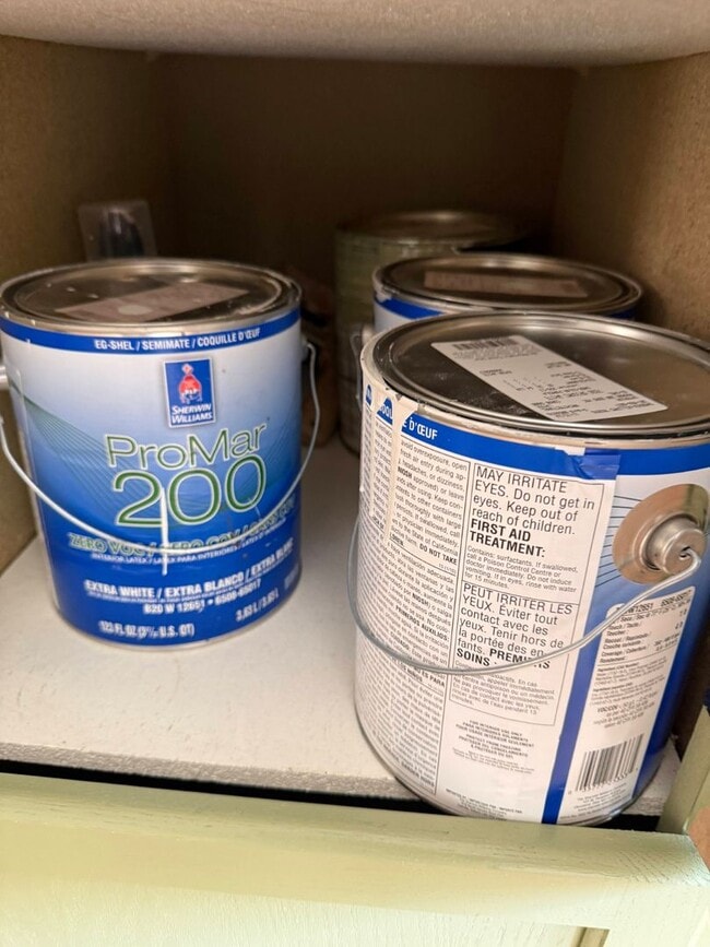 Building Photo - 3 Bed 2 Bath Large Semi-Rural Modern Beautiful Home