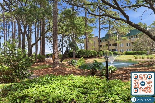 Building Photo - Fully Furnished 2BR Condo in Hilton Head’s North End – $150 Off First Month’s Rent!