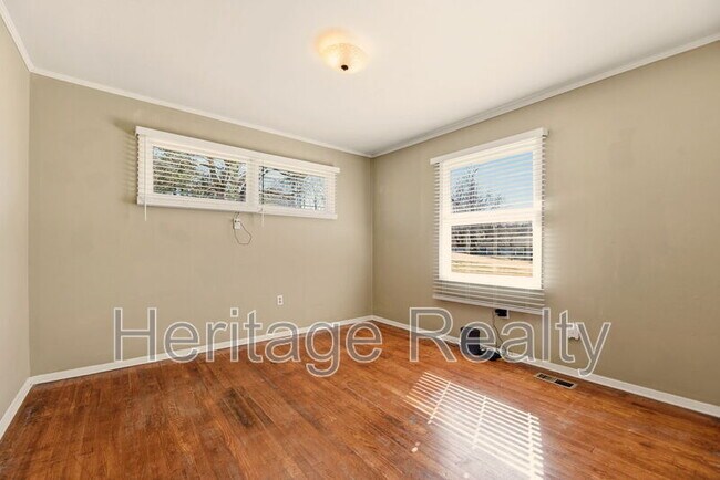 Building Photo - 1309 Huntington Rd SW