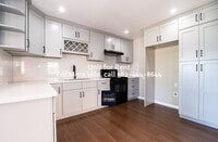 Building Photo - House - 3 Bedrooms / 1 Bath - La Puente