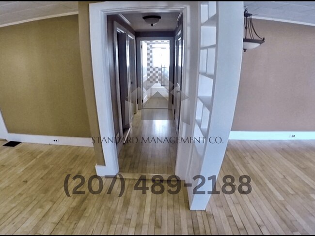 Building Photo - SINGLE FAMILY HOME @ AUGUSTA, ME