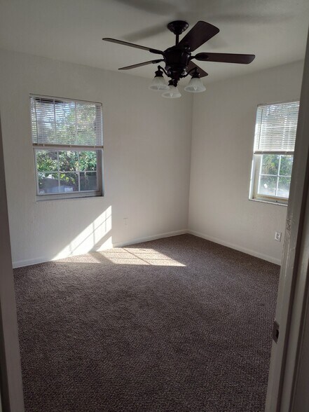 Building Photo - 6706 S Kissimmee St