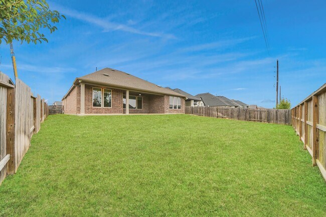 Building Photo - 24815 Pavonia Lake Ln