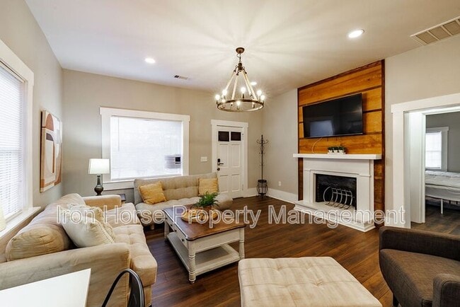 Building Photo - 1760 Old West Broad St