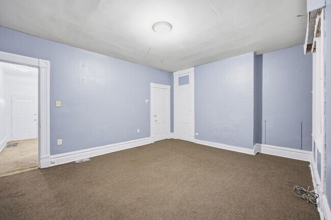 Building Photo - 616 Lillian St