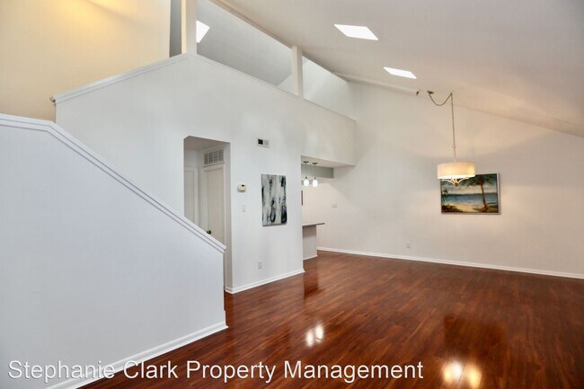 Building Photo - 3 br, 2 bath House - 409 33rd Street #B