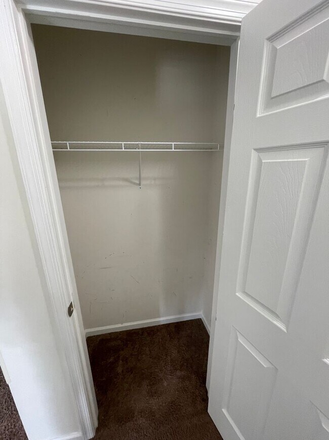 Building Photo - 3 Bedroom 3 Bath House In Mount Wolf