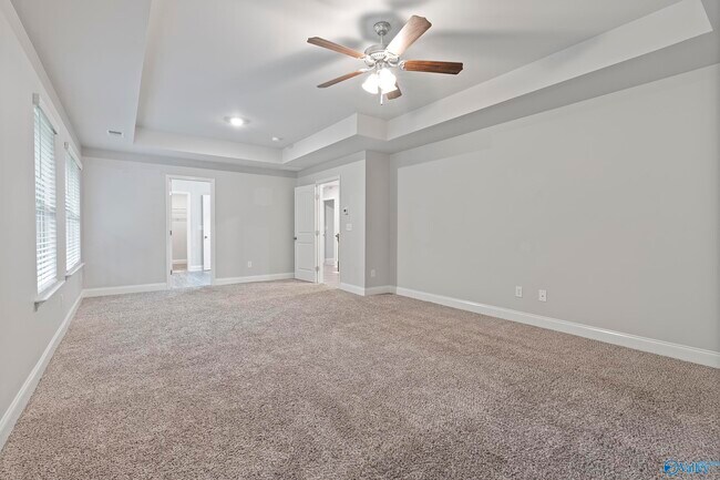 Building Photo - 7206 Dorchester Dr SE
