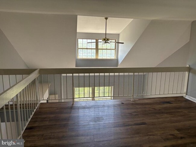 Building Photo - 178 English Run Cir