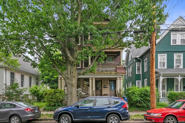 Primary Photo - 108 Lawrence St