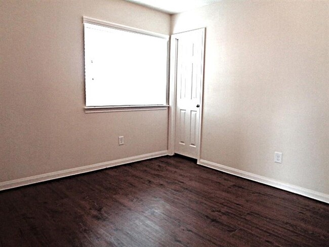 Building Photo - 3410 Maris Way