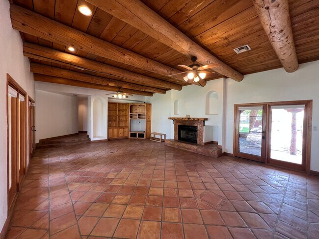 Building Photo - UNIQUE HOME ON ACREAGE!
