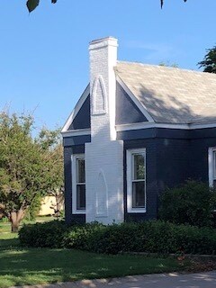 Building Photo - 502 Sayles Blvd