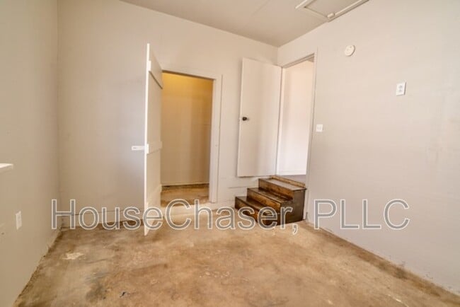 Building Photo - 5004 40th St