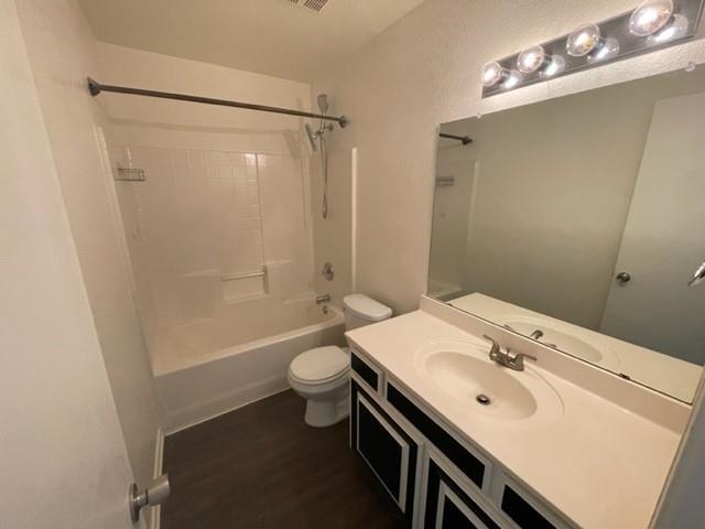 Building Photo - 4528 Wheatland Dr
