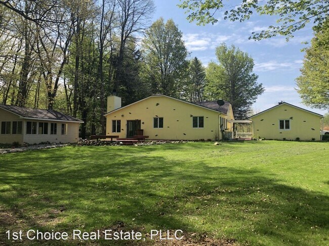 Building Photo - 2 br, 1 bath House - 10601 Riverside Drive