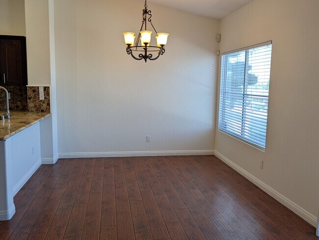 Building Photo - INVITING CONDO WITH OPEN FLOOR PLAN IN NORTHEAST LAS VEGAS