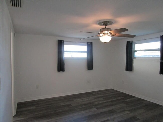Building Photo - 7226 San Moritz Dr