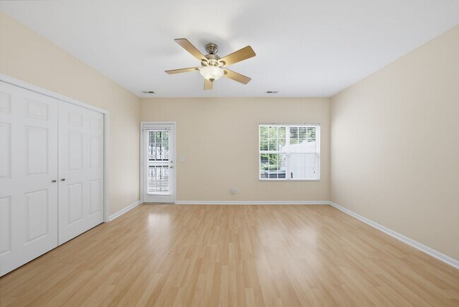 Building Photo - 106 Anterbury Dr