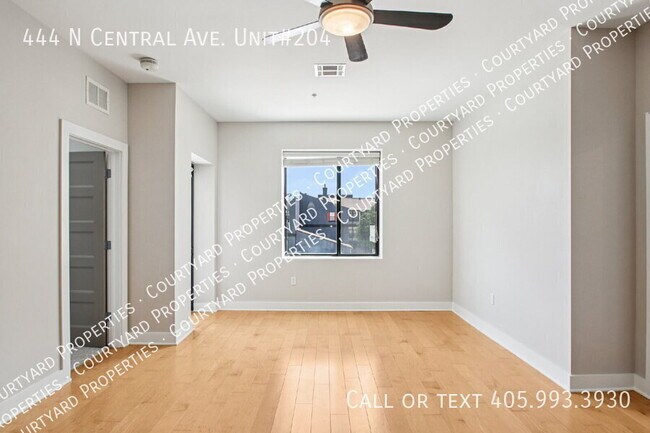Building Photo - 444 N Central Ave