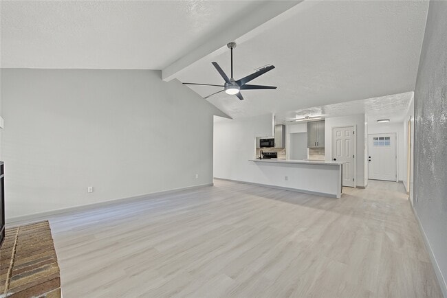 Building Photo - 9912 Blue Bird St