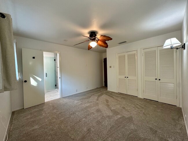 Building Photo - 1616 Aldridge Dr