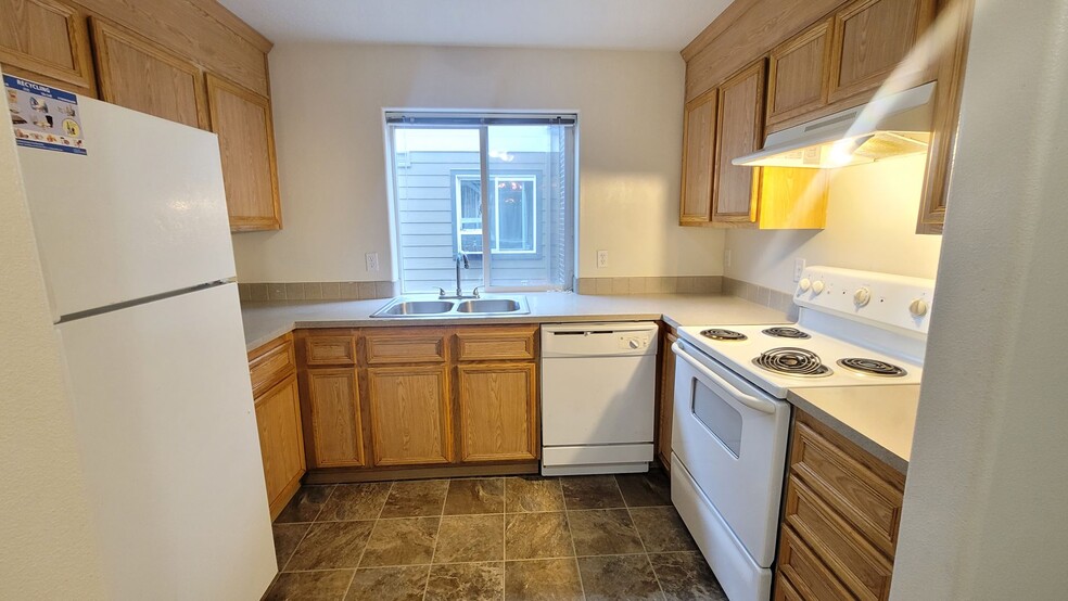 Building Photo - Dawson Village Apartments