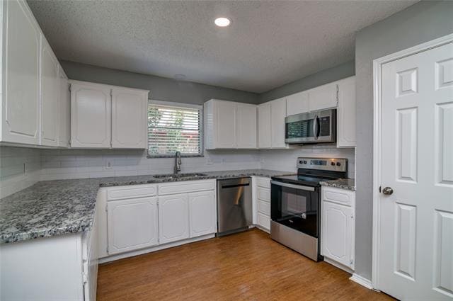 Building Photo - 708 Paintbrush Dr