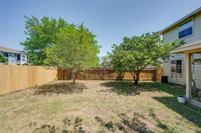 Building Photo - 1712 Anise Dr