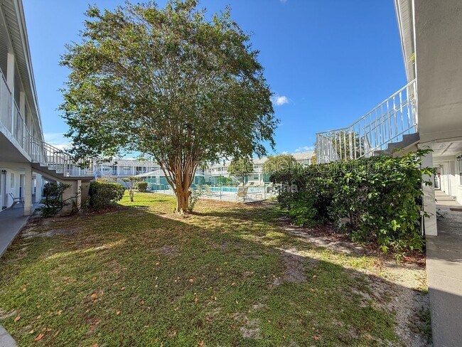 Building Photo - 1400 Eudora Rd