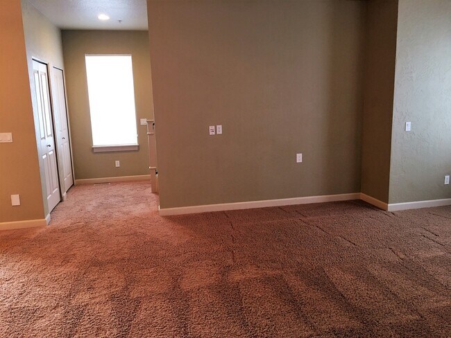 Building Photo - MILL RIVER CONDO (APP#3)