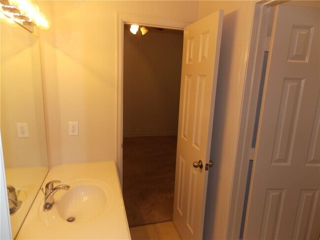 Building Photo - 20961 Mandrake Dr