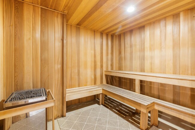 Building Photo - 2703 Biscayne Blvd