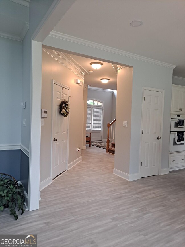 Building Photo - 120 Newfield Dr