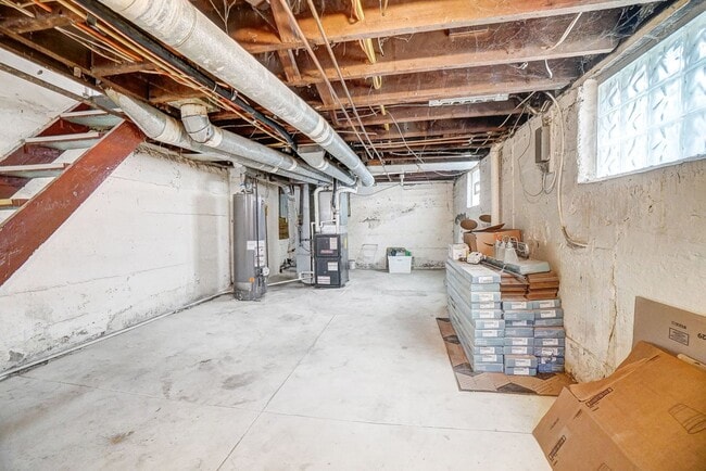 Building Photo - Newly renovated 2bed/1bath