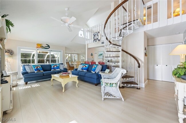 Building Photo - 424 Lagoon Dr