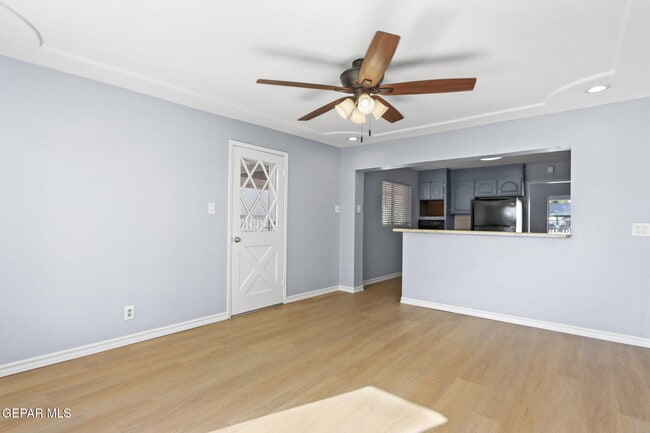 Building Photo - 390 Arvin Cir