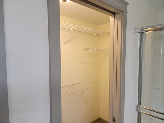 Building Photo - COMING SOON !!! 3 Bed 2 Bath 1500 Sq/Ft home just 10 minutes west of Spokane