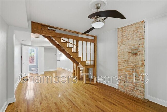 Building Photo - 1535 Constitution Ave NE