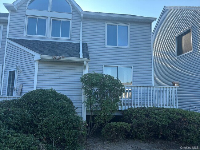 Building Photo - 3534 Gibbs Rd
