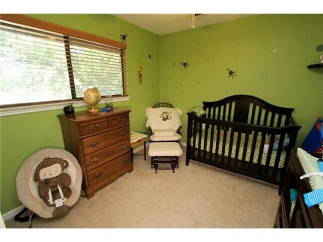 Building Photo - 8113 Baywood Dr