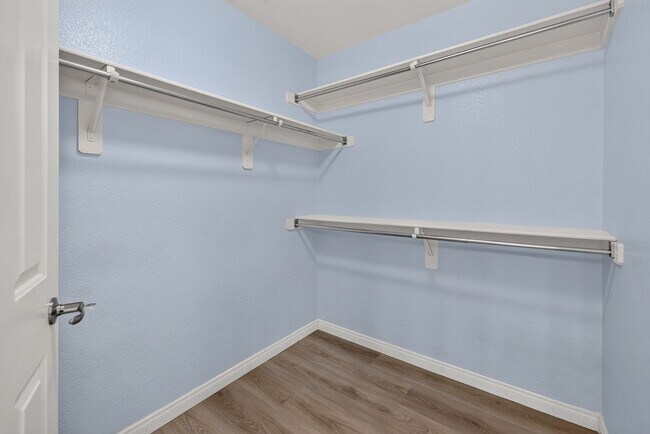 Building Photo - 5317 Blue Evergreen Ave