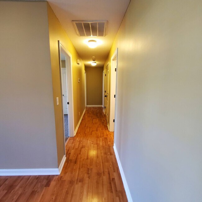 Building Photo - Welcome to Serene Living: Spacious Home on a .61 Acre Lot near Moody Airforce Base