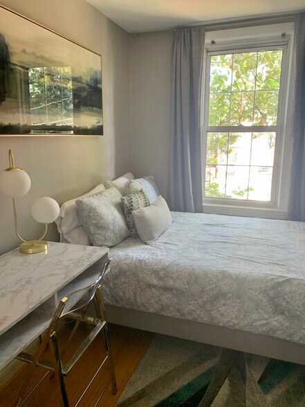 Building Photo - 2227 10th St NW