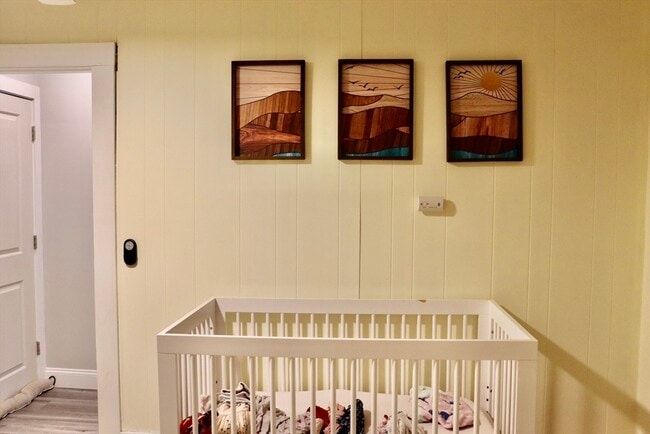 Building Photo - 10 Cushing St