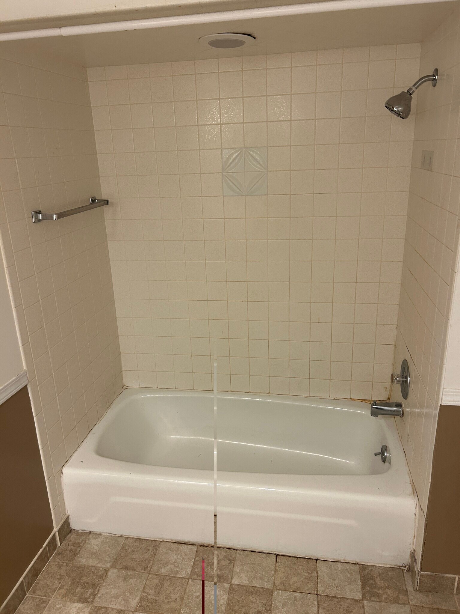 Building Photo - 4902 Brookview Rd