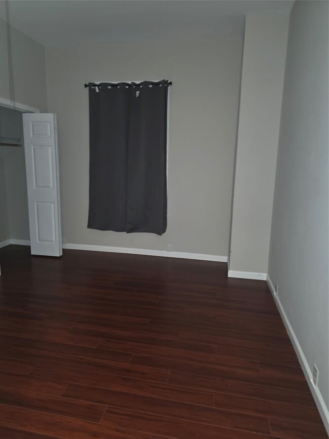 Building Photo - 1614 Market St