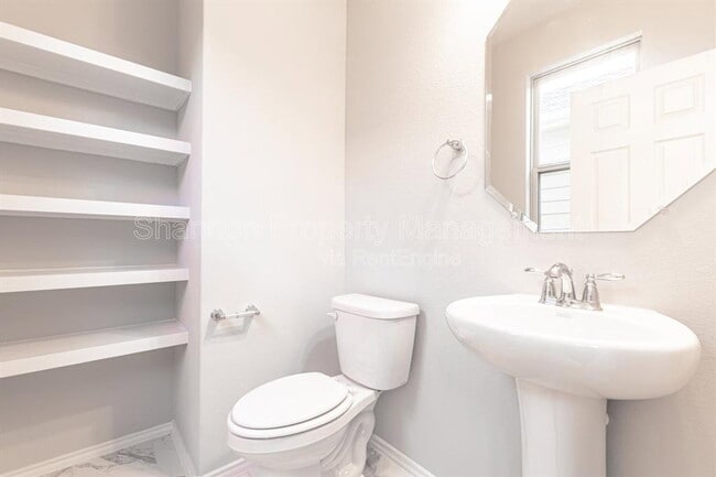 Building Photo - 3108 Roseland Terrace Ln